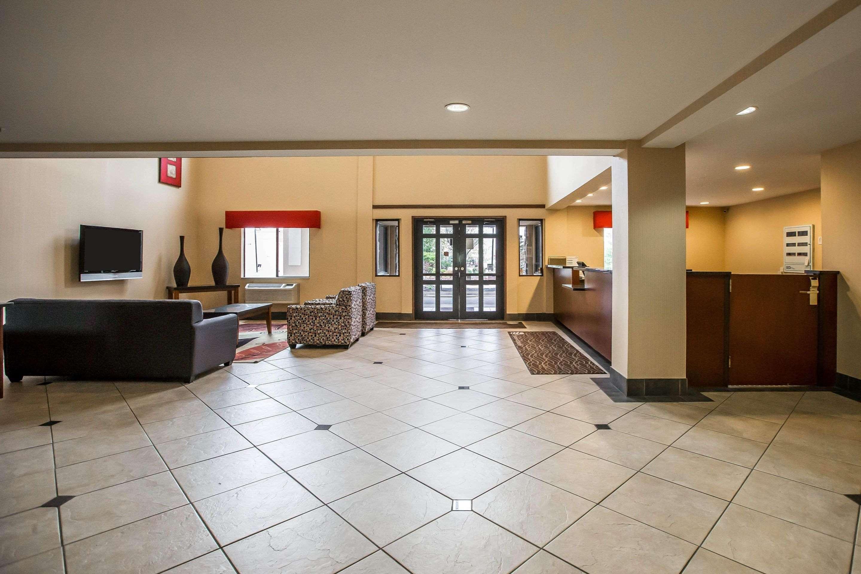 Econo Lodge Inn & Suites Monroe Exterior foto